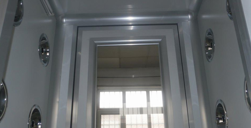 扬州传递窗硬质聚酯贴面复合板门-设备搬迁